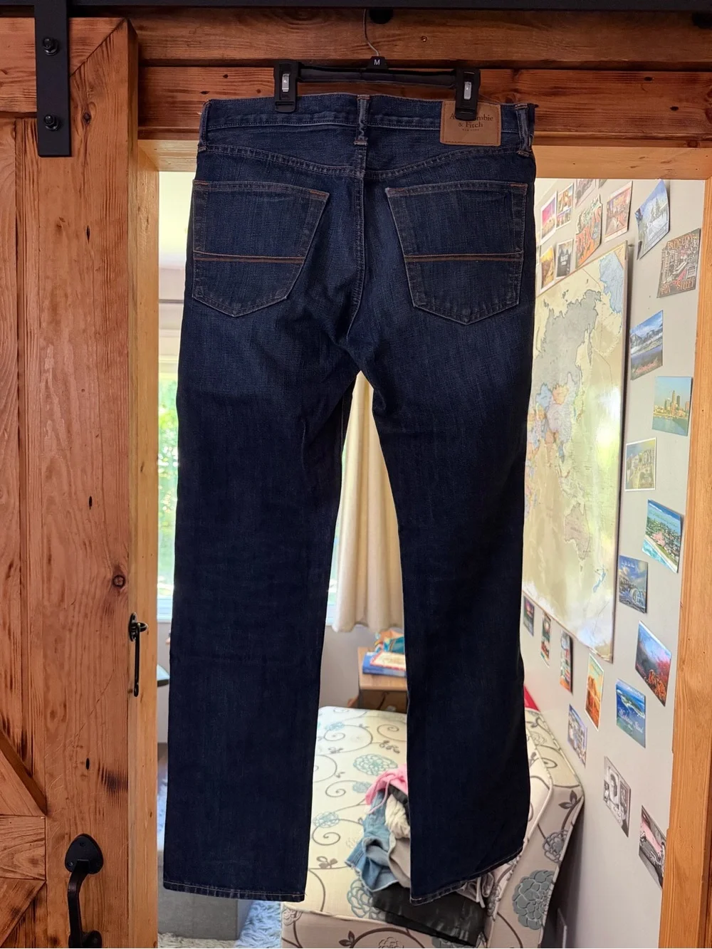 Abercrombie & Fitch Men’s Dark Wash Straight Jeans
